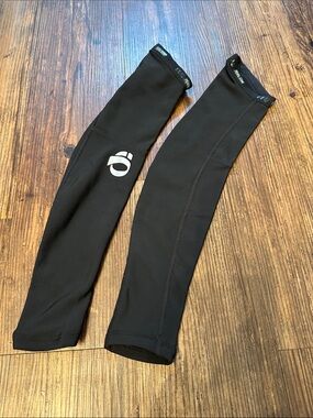 Pearl Izumi Black Stretch Cycling Arm Warmers with Logo
